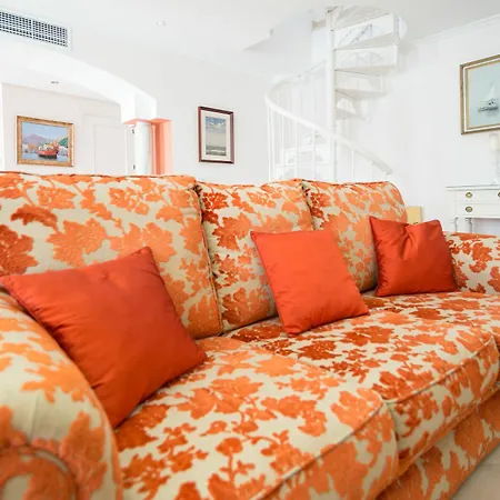 Atico Elviria *